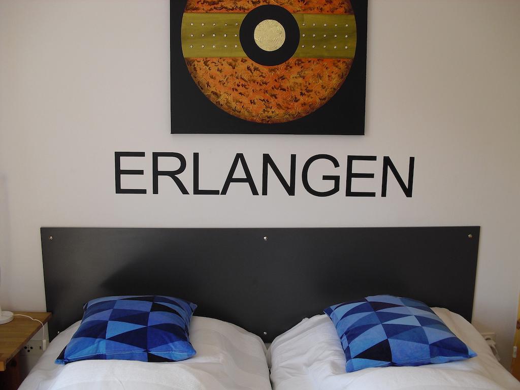 Studio A Am Burgberg Erlangen Bagian luar foto